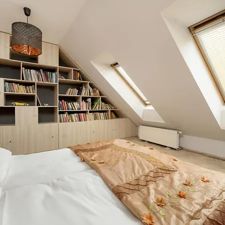 Jasny Dwupoziomowy We Wroclawiu By Renters * Wroclaw