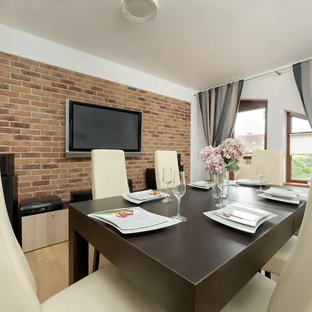 Jasny Dwupoziomowy We Wroclawiu By Renters Daire *