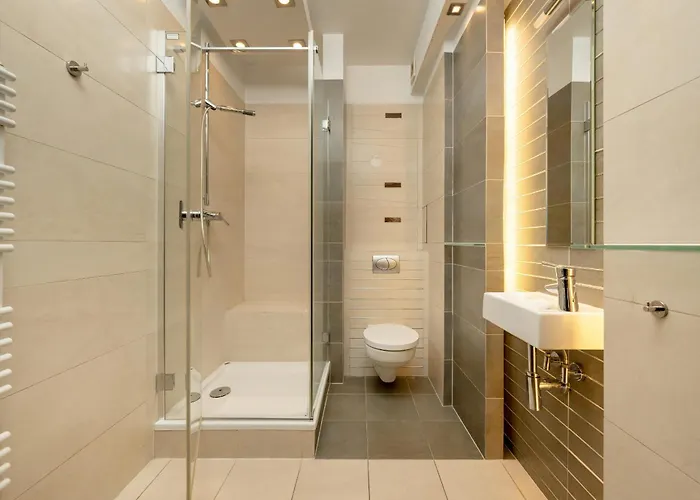 Jasny Dwupoziomowy We Wroclawiu By Renters *