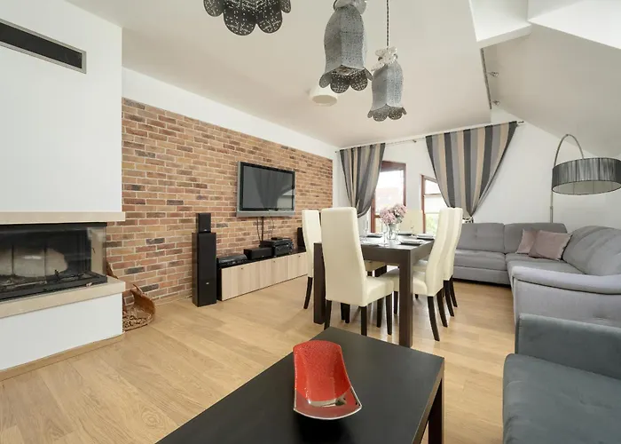 Jasny Dwupoziomowy We Wroclawiu By Renters Apartment