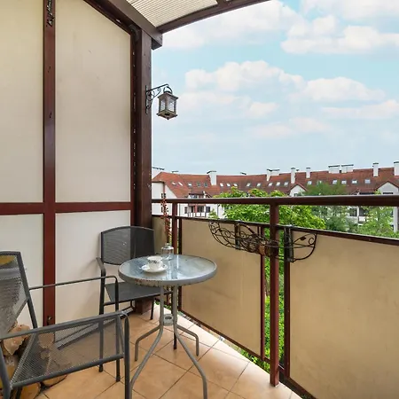 Jasny Dwupoziomowy We Wroclawiu By Renters Apartment